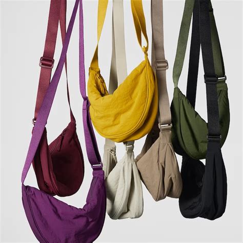 uniqlo puffy bag dupe|uniqlo shoulder bag 20 dollar.